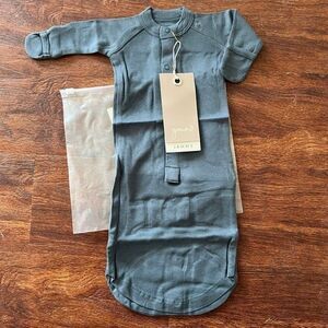 NWT Goumi Kids Midnight Baby Gown SZ 3-6 mo Snap Bamboo Sleeper Blue Pajamas